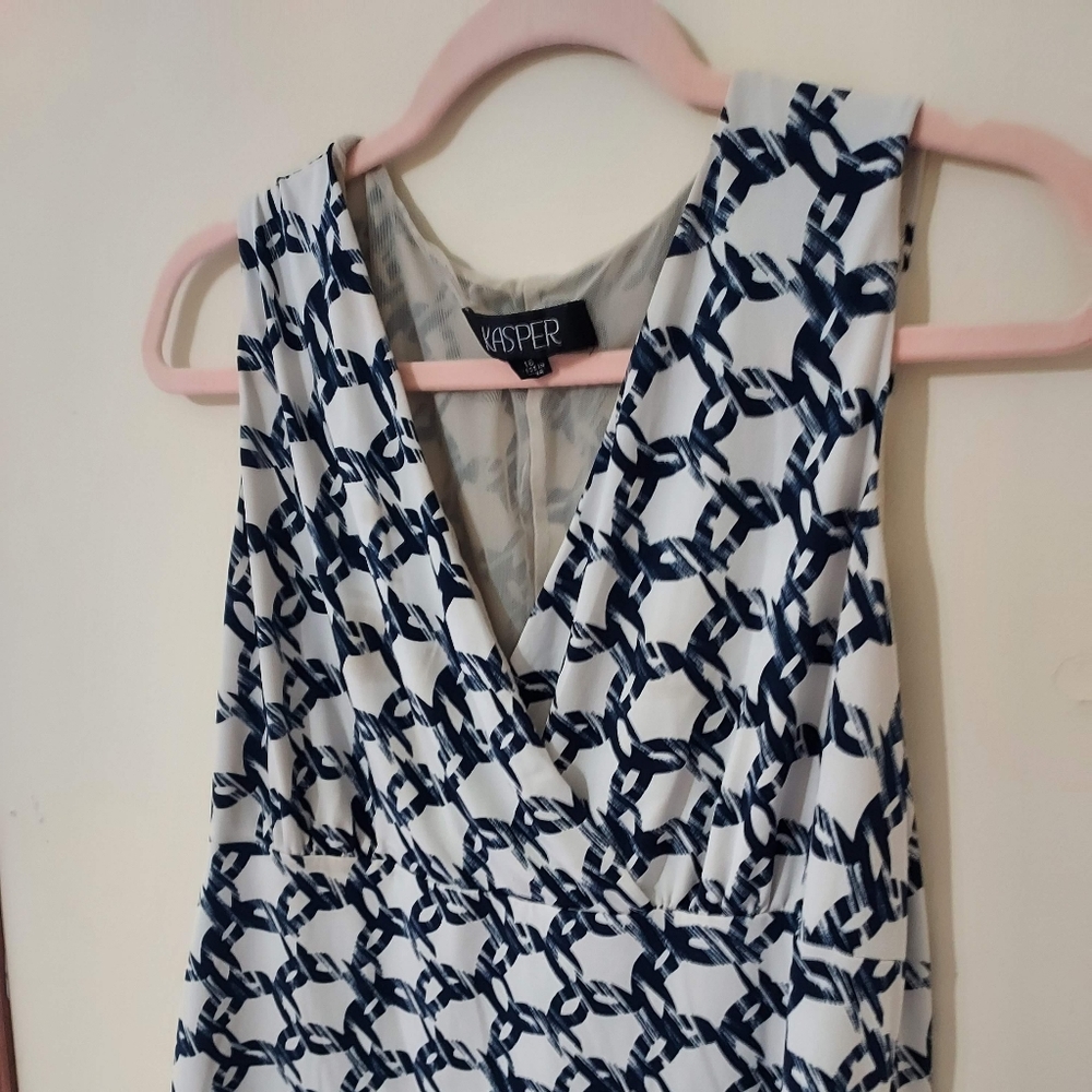 KASPER Blue Sleeveless Top With V Neck Size 16